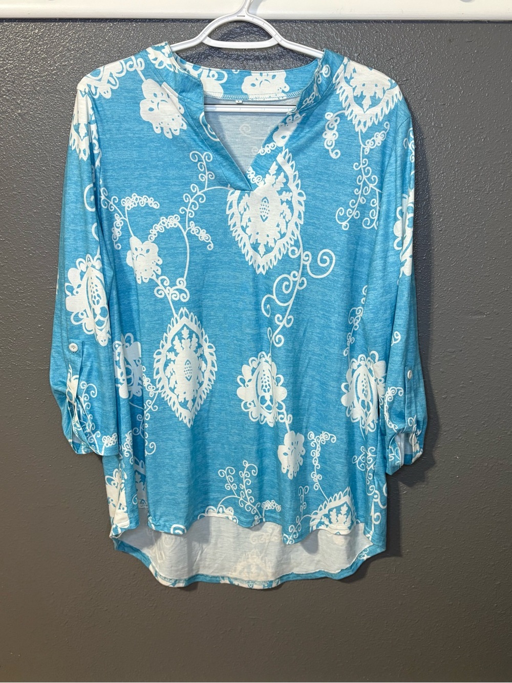 Blue and White Patterned Long Sleeve Top size LG (SKU 214)